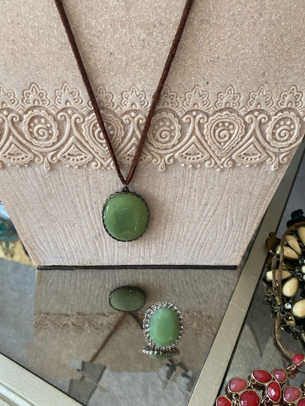 2 Piece Green / Jade Color Necklace Pendant; Cocktail Ring (8)